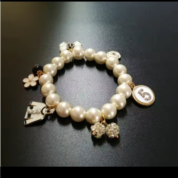 Pearl Charm Bracelet - Picture 2 of 4